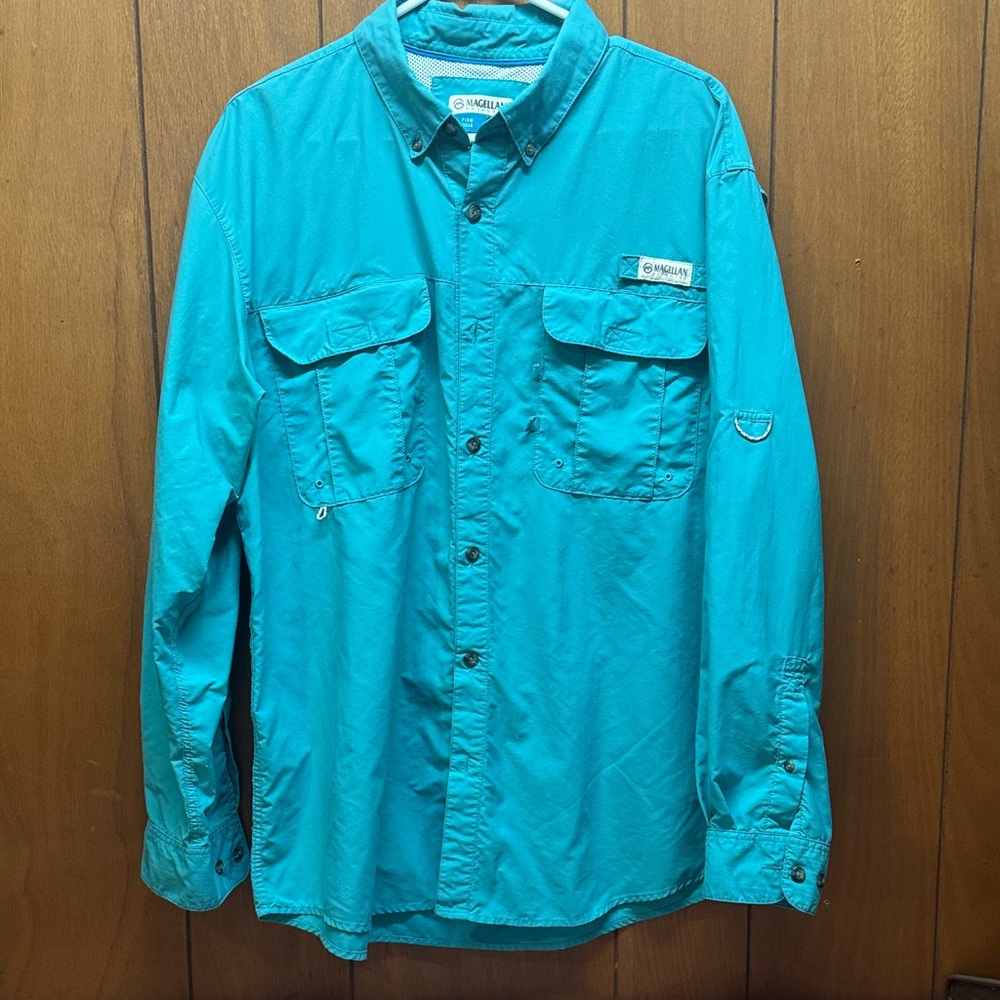 Magellan Outdoors Men's Teal Button up shirt